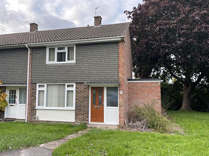 2 Bedroom End Of Terrace House For Sale In Essex Square, Harnham, SP2
