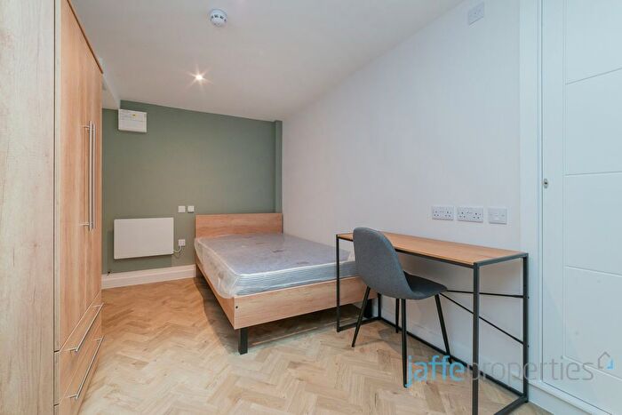 Studio To Rent In Munden Street, London, W14