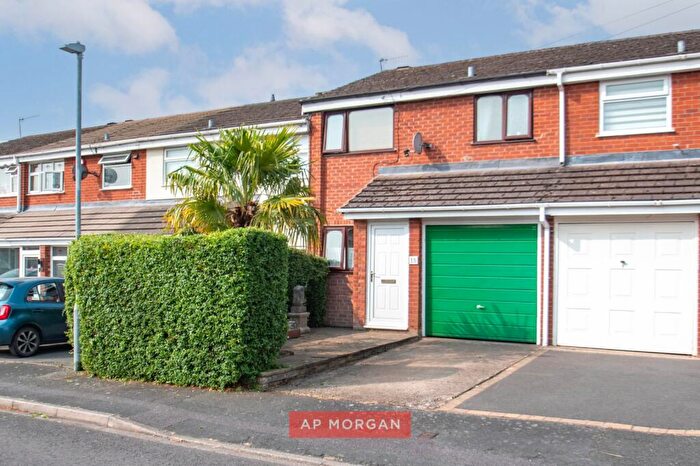 3 Bedroom Terraced House For Sale In Silverdale, Bromsgrove, Worcestershire, B61