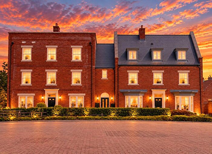 2 Bedroom Flat For Sale In Central Avenue, Brampton, PE28