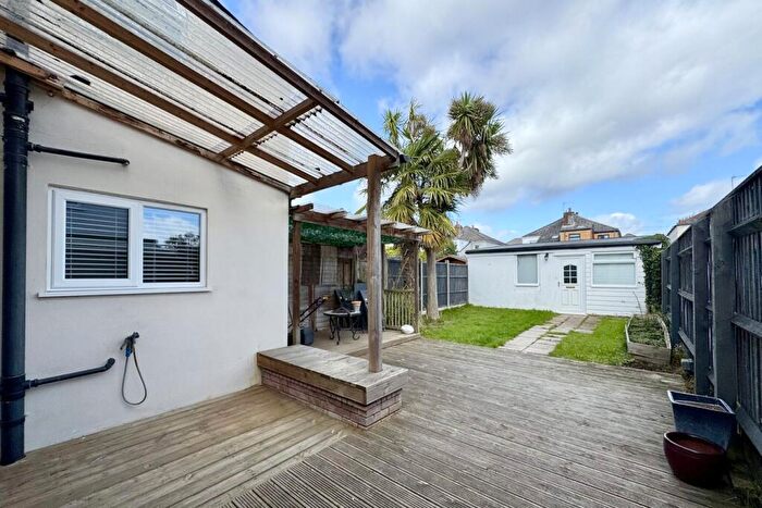 2 Bedroom Semi Detached House For Sale In Malmesbury Park Road, Bournemouth, BH8