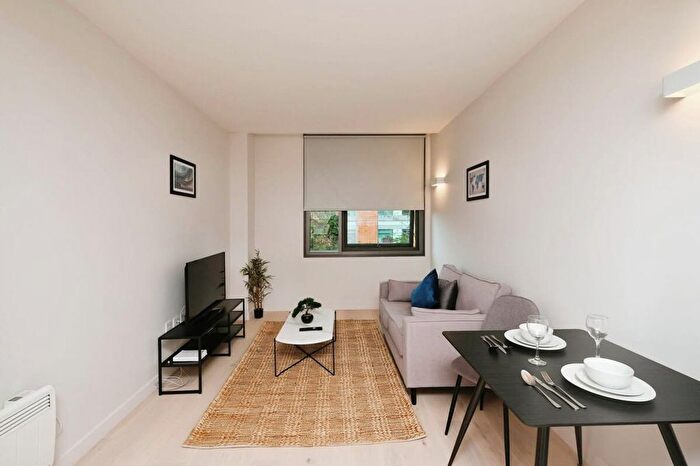 1 Bedroom Flat To Rent In Bracknell, RG42
