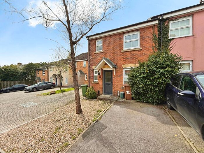 3 Bedroom End Of Terrace House To Rent In Dragon Way, Penallta, CF82