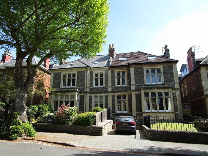 3 Bedroom Flat To Rent In St Johns Road, Clifton, Bristol, BS8