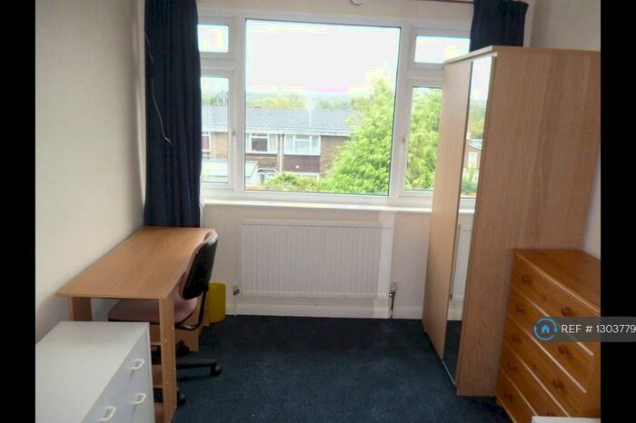 4 Bedroom Terraced House To Rent In Otham Close, Canterbury, CT2