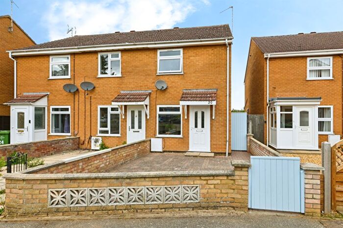 2 Bedroom End Terrace House For Sale In Daseleys Close, King's Lynn, PE30