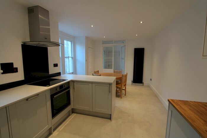 5 Bedroom End Of Terrace House To Rent In Croxted Road, Norwood, SE24