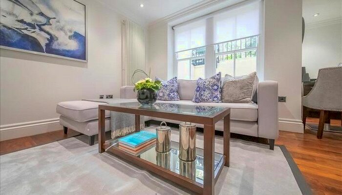 1 Bedroom Flat To Rent In Garden House, Kensington Garden Square, Bayswater, W2