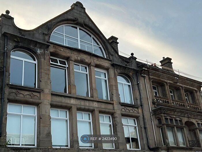 2 Bedroom Flat To Rent In Kirkgate, Otley, LS21
