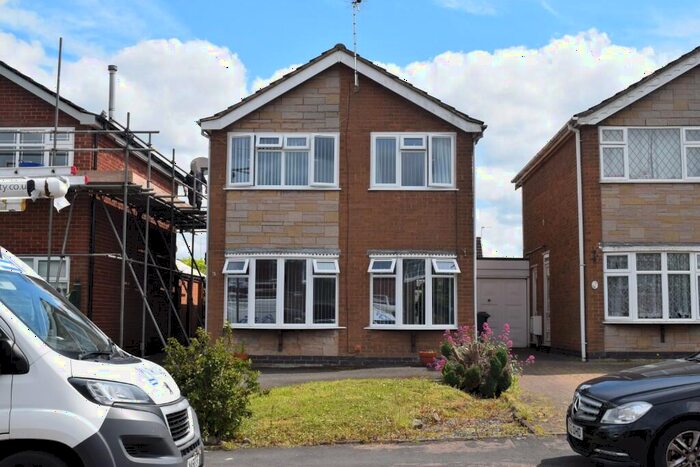 4 Bedroom Detached House To Rent In Orkney Close, Nuneaton, Warwickshire, CV10