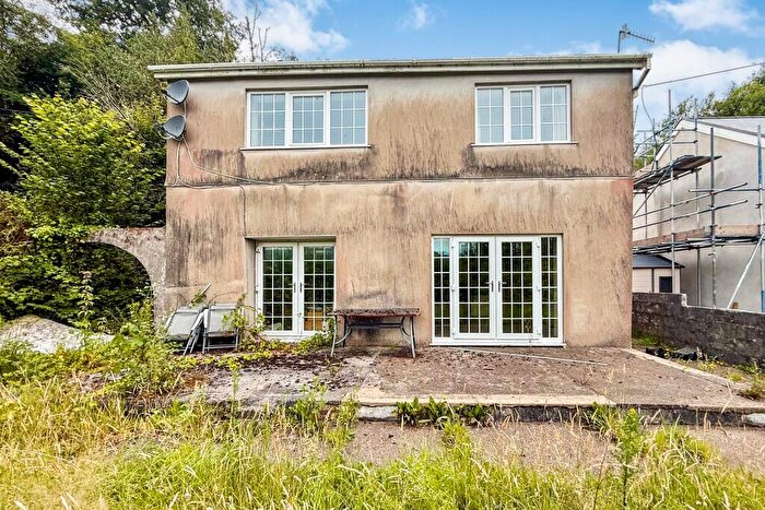 4 Bedroom Detached House For Sale In Penywern Road, Ystalyfera, Swansea, Wales, SA9