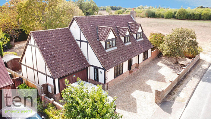 4 Bedroom Detached House For Sale In The Lane, Wyboston Village, MK44