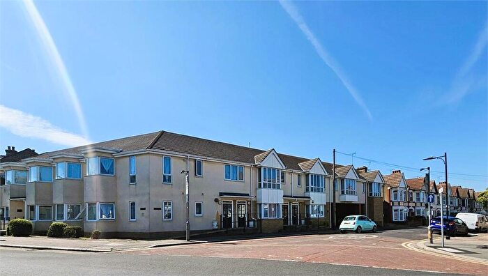 1 Bedroom Flat To Rent In West Road, Westcliff On Sea, Westcliff On Sea, SS0