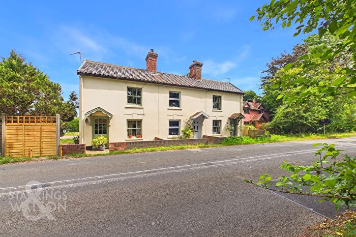 2 Bedroom Cottage For Sale In Chickering Hall Cottages, Wingfield, Diss, IP21