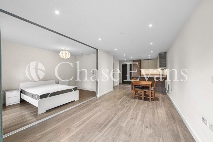 1 Bedroom Flat To Rent In Beaufort Square, Colindale, London, NW9