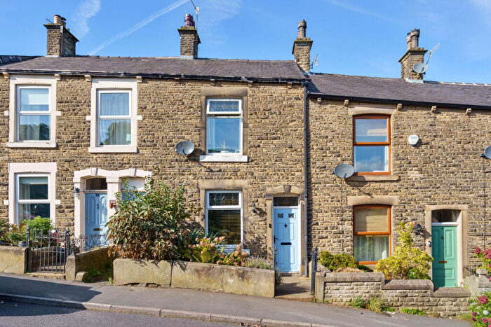 2 Bedroom Terraced House For Sale In Kiln Lane, Hadfield, Glossop, SK13
