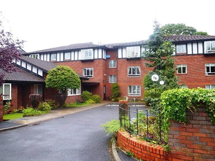 1 Bedroom Flat For Sale In Braeside, Urmston Lane, M32