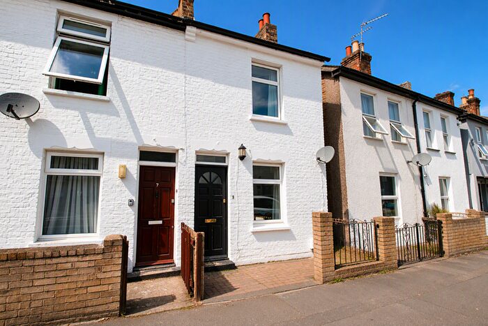 3 Bedroom Terraced House To Rent In Stanley Grove, Croydon, CR0