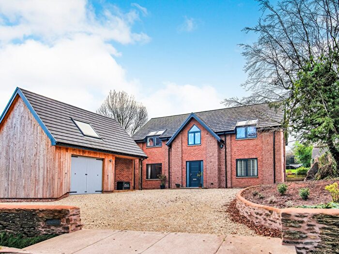 5 Bedroom Detached House For Sale In Brook Street, Bridgwater, TA7