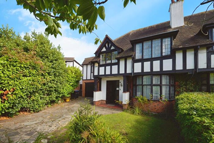 6 Bedroom Semi-Detached House For Sale In Grange Crescent, Chigwell, Essex, IG7
