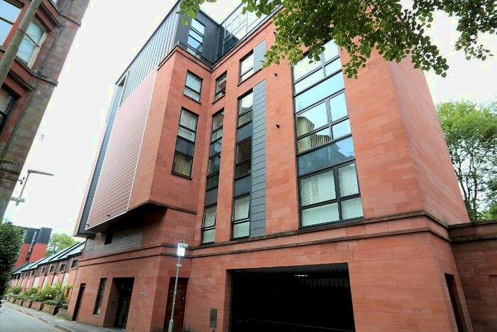 2 Bedroom Flat To Rent In Hayburn Lane, Glasgow, G12