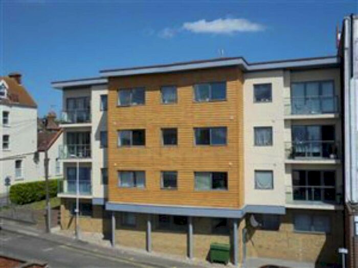 2 Bedroom Flat To Rent In Cleaver Lane, Ramsgate, CT11