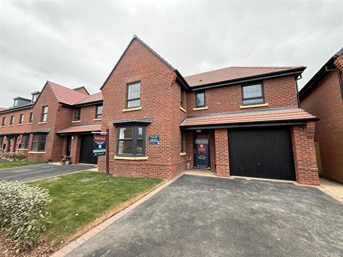 4 Bedroom Detached House For Sale In Marley Way, Drakelow, Burton On Trent, DE15