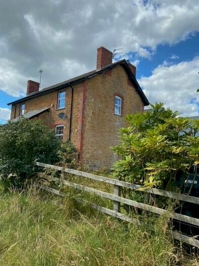 3 Bedroom Semi-Detached House To Rent In Stoke Abbott, Beaminster, DT8