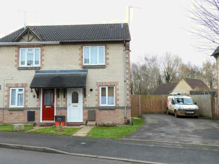 2 Bedroom Semi-Detached House To Rent In Chicory Close, Pembroke Park, Swindon, SN2