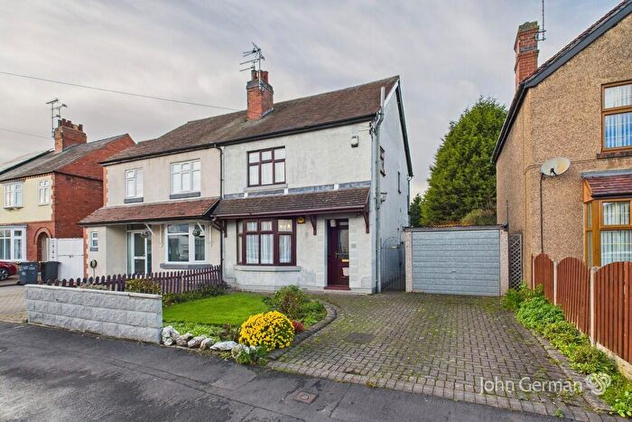 3 Bedroom Semi Detached House For Sale In Swannington Street, Burton-on-Trent, DE13