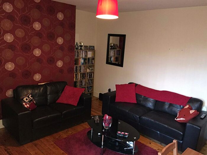 2 Bedroom Penthouse To Rent In Chillingham Road, NE6