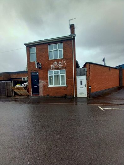 3 Bedroom House To Rent In Northcott Road, Dudley, DY2