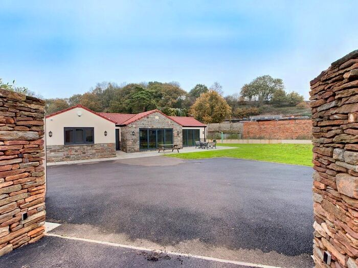 2 Bedroom Detached Bungalow To Rent In Huckford Lane, Winterbourne, Bristol, BS36