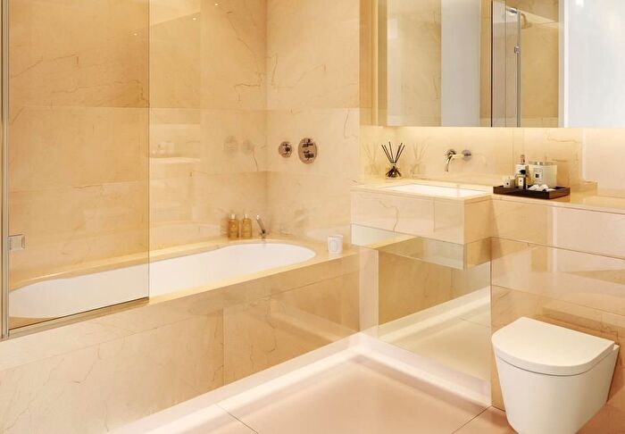 1 Bedroom Flat To Rent In Columbia Gardens, London, SW6