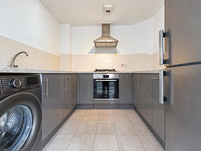 2 Bedroom Apartment To Rent In Squires Court, Bedminster, Bristol, BS3