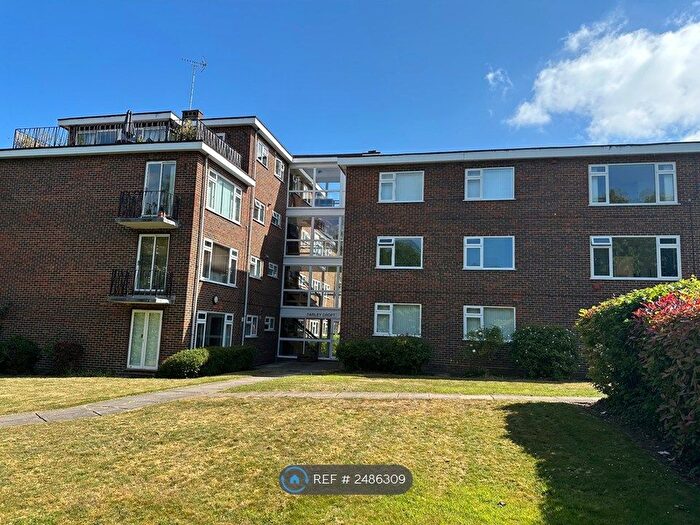 2 Bedroom Flat To Rent In Mays Hill Road, Shortlands, BR2