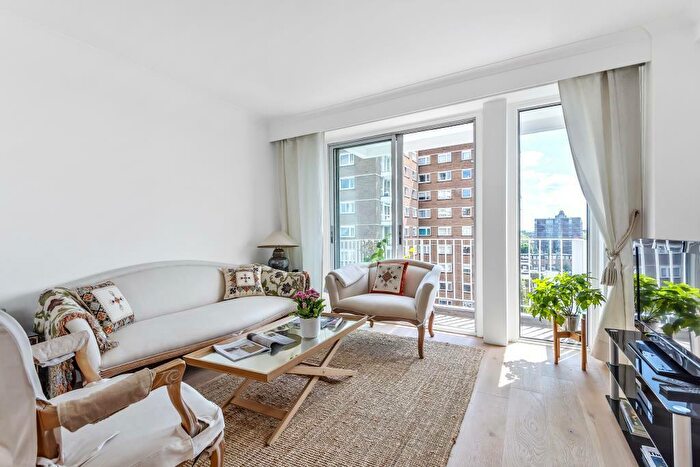 2 Bedroom Flat To Rent In Blair Court, Boundary Road, St Johns Wood, NW8