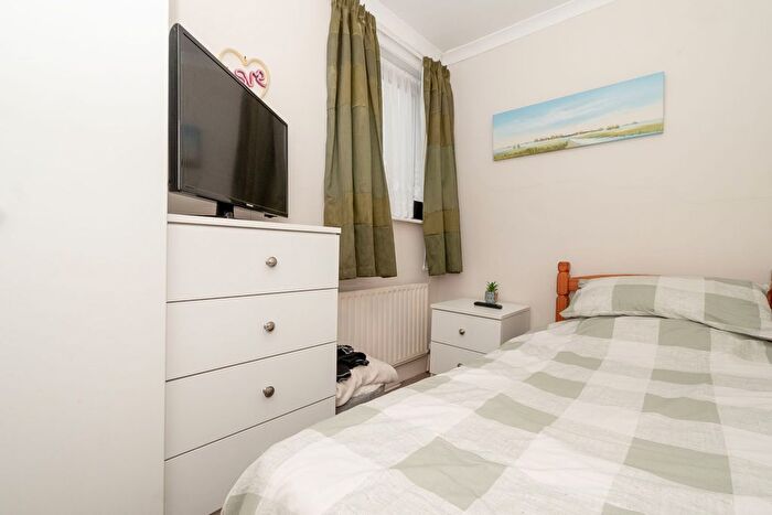 3 Bedroom Terraced House For Sale In Salisbury Avenue, Ramsgate, CT11