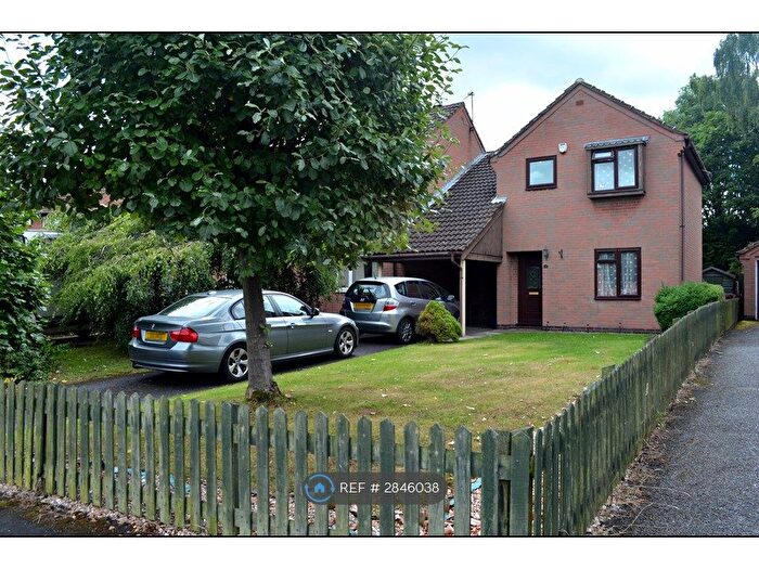 3 Bedroom Semi Detached House To Rent In Abberton Way, Loughborough, LE11