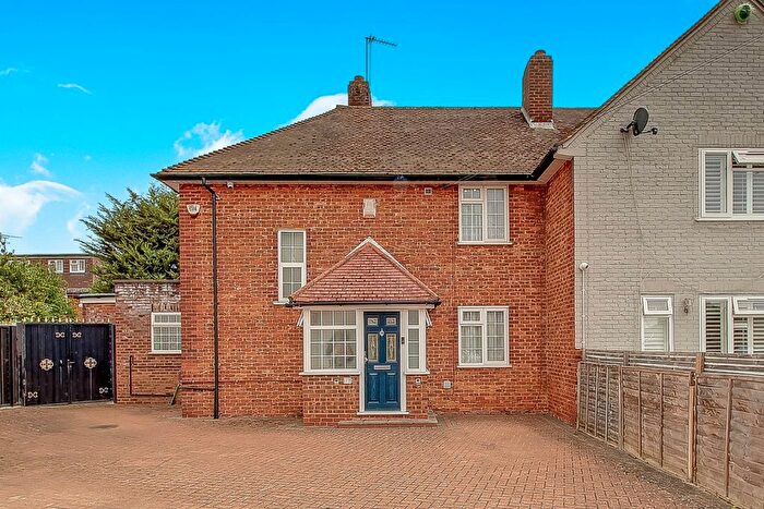 3 Bedroom Semi-Detached House For Sale In Monks Close, Ruislip, HA4