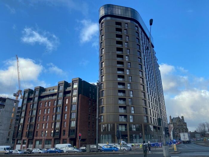 2 Bedroom Apartment To Rent In Parliament Square, Crump Street, L1