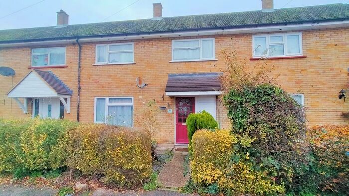3 Bedroom Property To Rent In Warwick Road, Stevenage, SG2