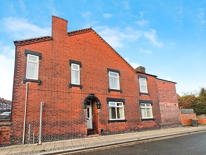 2 Bedroom Flat To Rent In Waterloo Street, Stoke-On-Trent, ST1