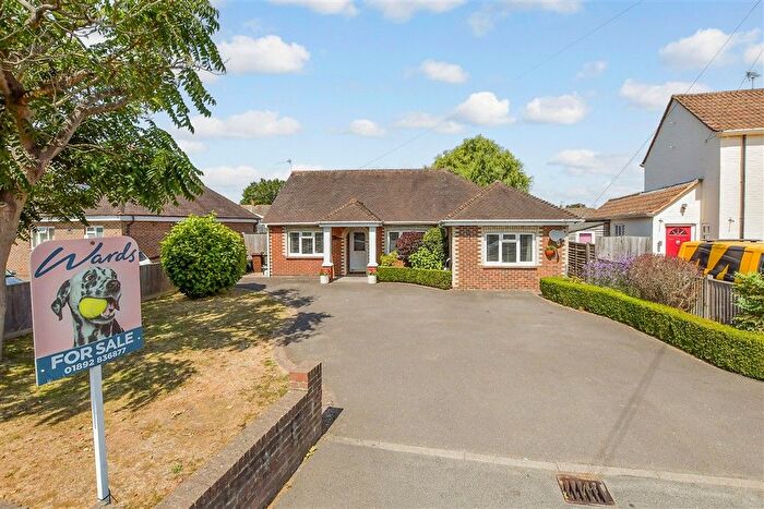 4 Bedroom Chalet For Sale In Five Oak Green Road, Five Oak Green, Tonbridge, Kent, TN12