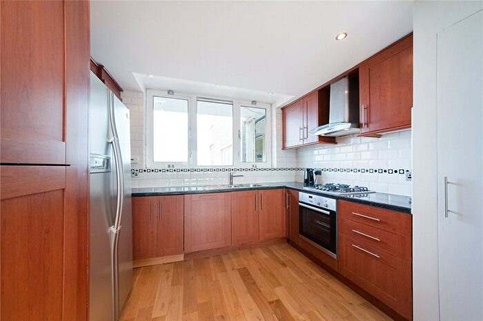1 Bedroom Flat For Sale In Mount Pleasant, London, WC1X