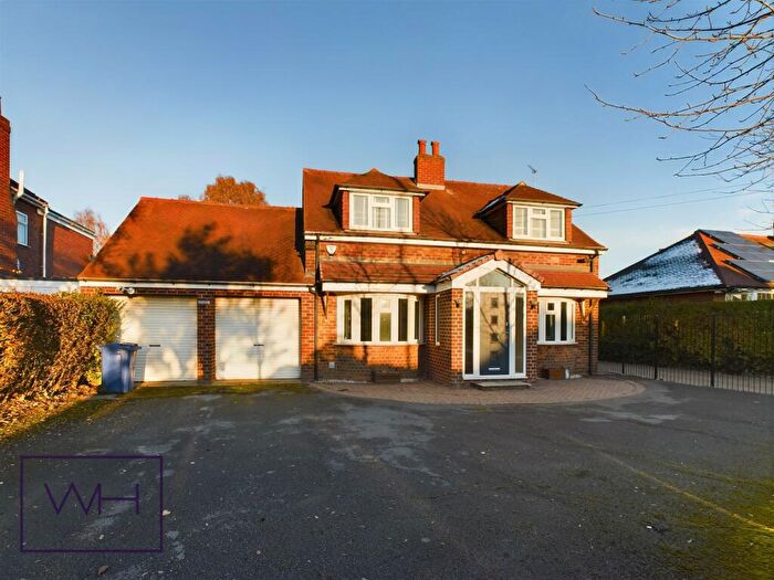 4 Bedroom Detached House To Rent In Bawtry Road, Bessacarr, DN4