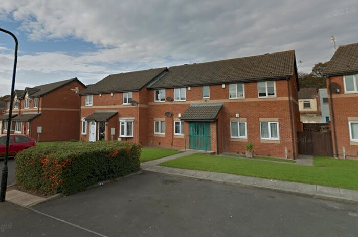 2 Bedroom Flat To Rent In Joicey Court, Hartlepool, TS26