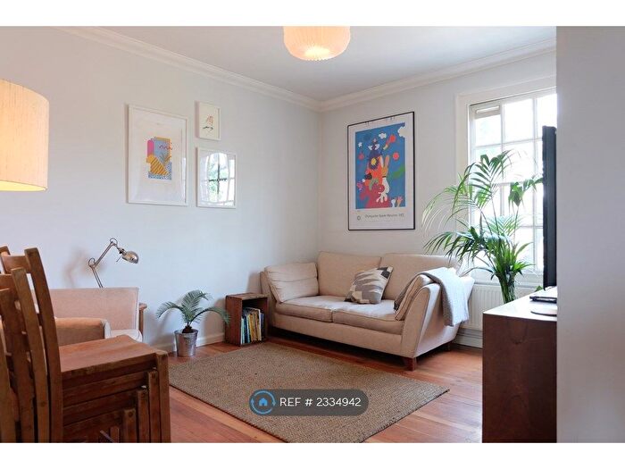 2 Bedroom Flat To Rent In Pritchards Rd, London, E2