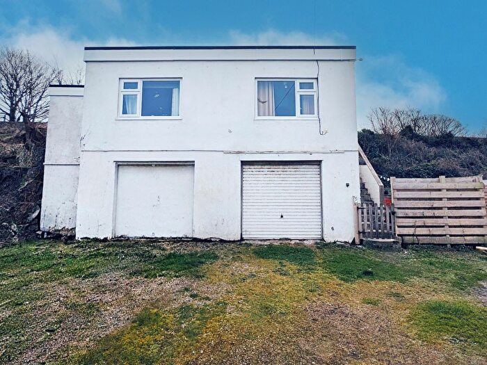 2 Bedroom Flat For Sale In Trevassack Court, Hayle, Cornwall, TR27