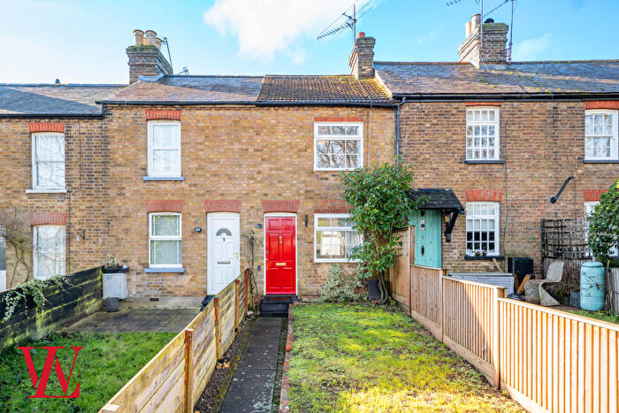 1 Bedroom Terraced House For Sale In Grove Place, Bishop's Stortford, Hertfordshire, CM23